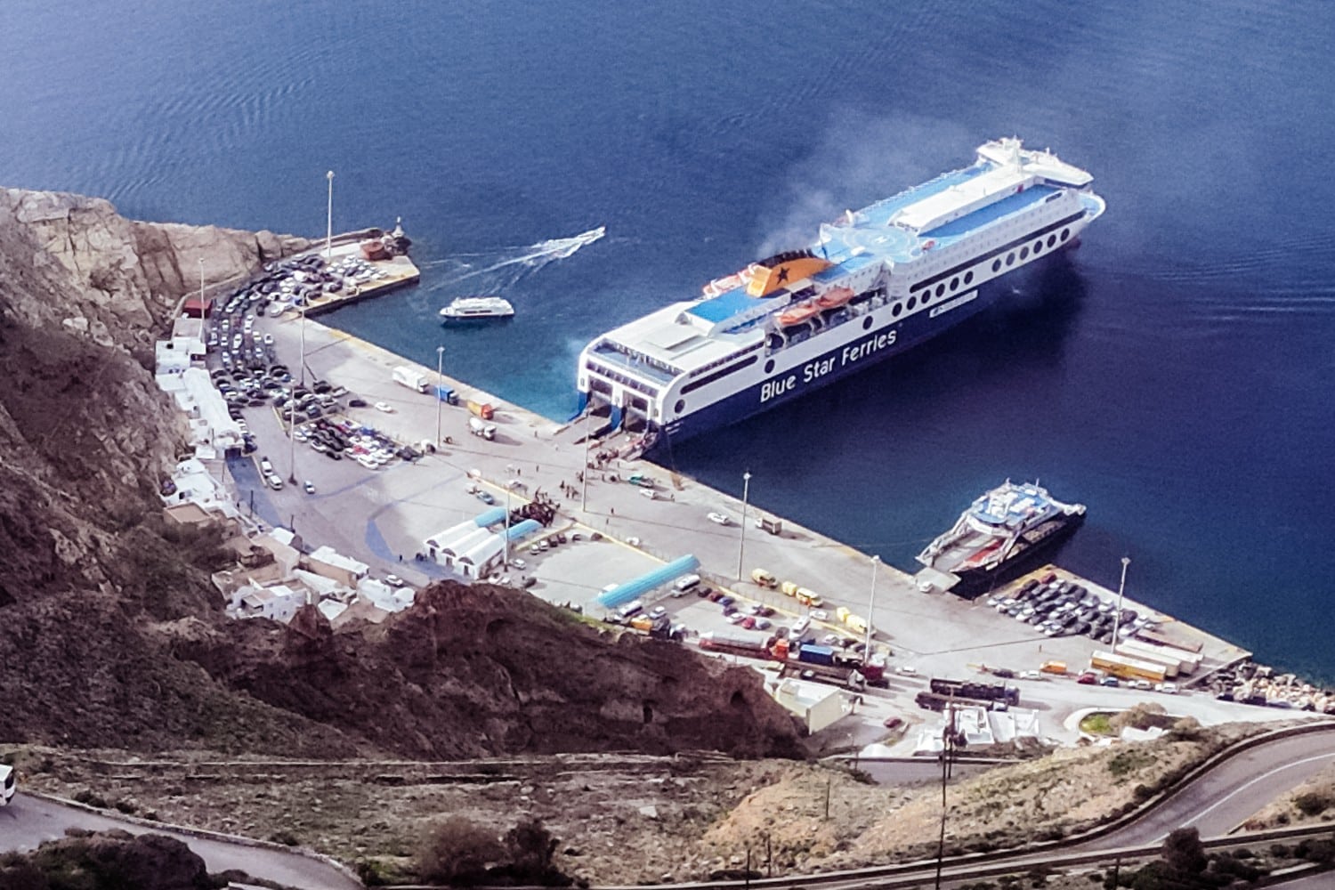 santorini limani 4 2 25