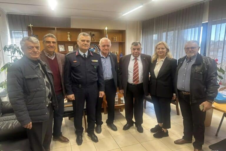 Πάτρα: Εθιμοτυπικές επισκέψεις πραγματοποίησε η Ένωση Συνταξιούχων Αστυνομίας Πόλεων και ΕΛ.ΑΣ. «Ο Άγιος Μηνάς»