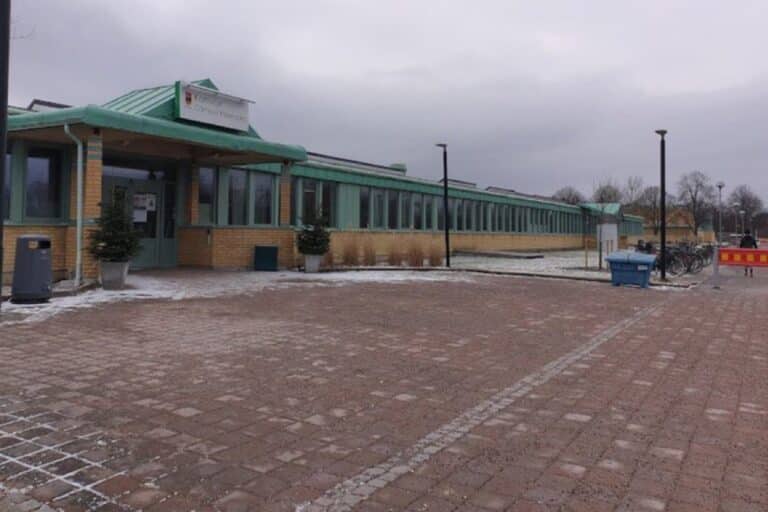 Σουηδία: Πυροβολισμοί σε σχολείο στο Όρεμπρο – Τέσσερις τραυματίες