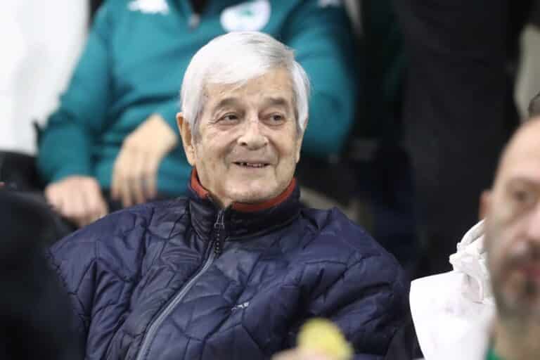 Θρήνος στον Παναθηναϊκό και το ελληνικό ποδόσφαιρο: Πέθανε ο Τάκης Οικονομόπουλος!