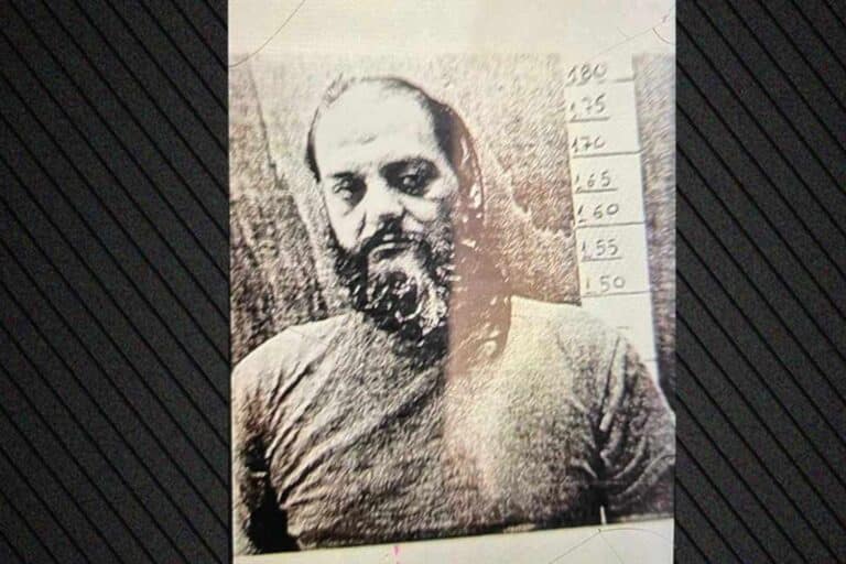 Δαφνί: Δύο αστυνομικοί φρουρούσαν τον 47χρονο που σκότωσε την 44χρονη ασθενή – Θα οδηγηθεί ξανά στο ψυχιατρείο