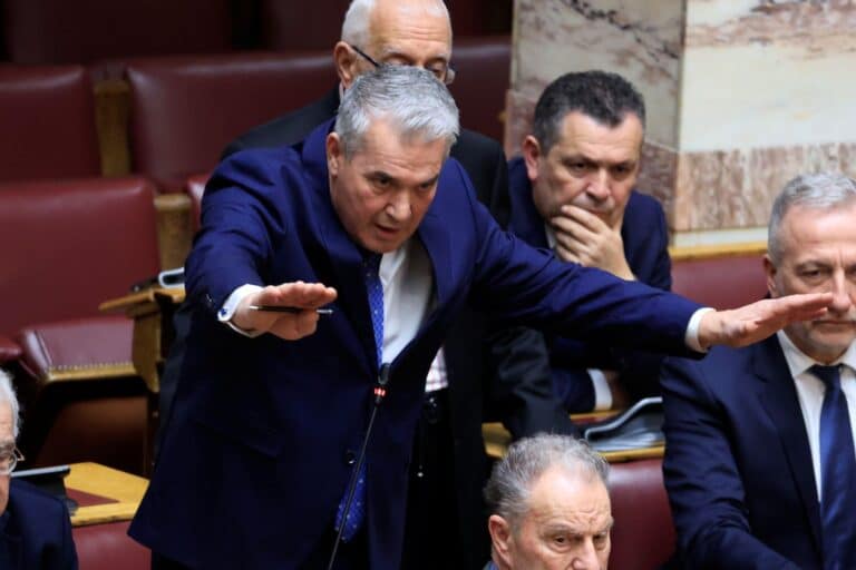 Βουλή: Απρέπεια από τον βουλευτή της ΝΔ Κυριαζίδη προς τη Ζωή Κωνσταντοπούλου – «Κάνε κανένα παιδί»