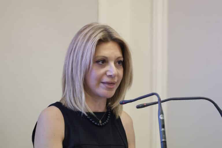 Η Μαρία Καρυστιανού ζητά προανακριτική για εσχάτη προδοσία από Μητσοτάκη έως Σπίρτζη για τα Τέμπη