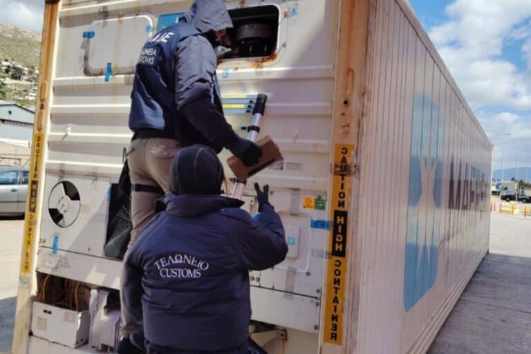 Πειραιάς: Κοκαΐνη συνολικής αξίας 5,9 εκατ. ευρώ κατασχέθηκε στο λιμάνι