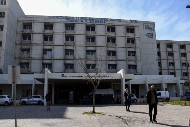Αναστάτωση στην Πάτρα: Παιδί δυόμισι ετών έπεσε από μπαλκόνι – Δέντρο ανέκοψε τη πορεία του