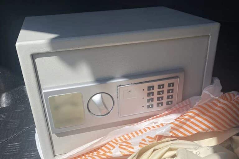 Εξαρθρώθηκε συμμορία που έκλεβε ηλικιωμένες στην Αθήνα – Συνελήφθησαν πέντε άτομα