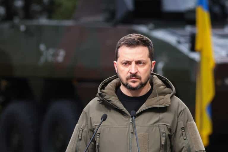 Ζελένσκι: «Χτυπήσαμε με ουκρανικούς πυραύλους» – Νέα όπλα εγχώριας κατασκευής στα πλήγματα κατά ρωσικών στόχων