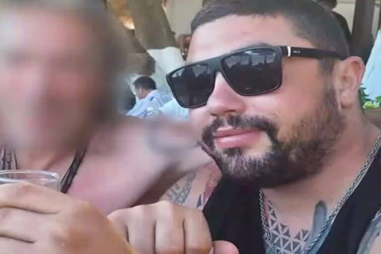 Λέσβος – Θάνατος 29χρονου λιμενικού: «Αυτοκτονία» βλέπει ο τεχνικός σύμβουλος της οικογένειας – «Υπάρχουν τραύματα δισταγμού»