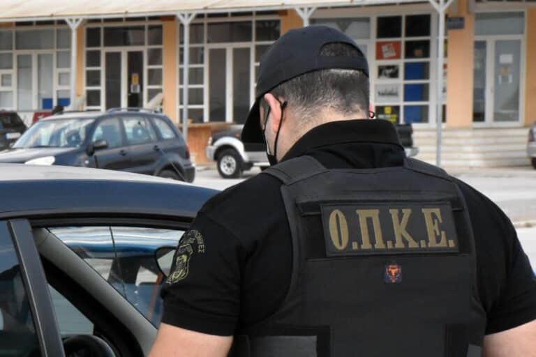 Ζεφύρι: Συνελήφθησαν δύο Ρομά για ληστεία – Χτύπησαν με γροθιές 49χρονο για να του πάρουν χρήματα και το κινητό