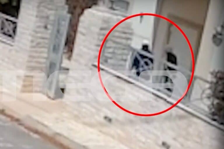 Με τον φόβο των διαρρηκτών ζουν οι κάτοικοι στα Καλύβια – Η ΕΛ.ΑΣ συνέλαβε τρία άτομα, ανήλικος ο ένας (βίντεο)