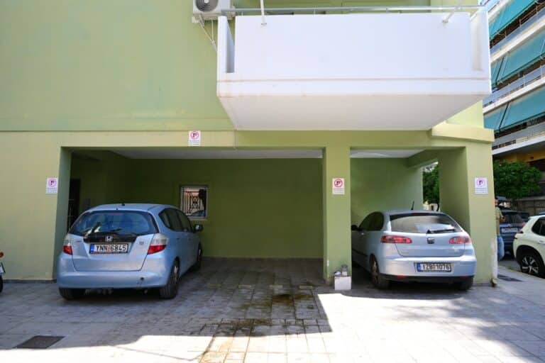 Καλλιθέα: Πλούσιο το ποινικό μητρώο του 42χρονου θύματος – Οι ληστείες, τα ναρκωτικά και η εκτέλεση σε live μετάδοση 