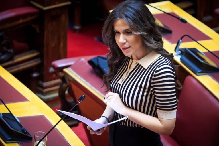 Βατσινά: «Συνολική προσέγγιση στα ζητήματα των ενστόλων και των Σωμάτων Ασφαλείας – Παροχές ουσιαστικές και όχι υποτίμησης»