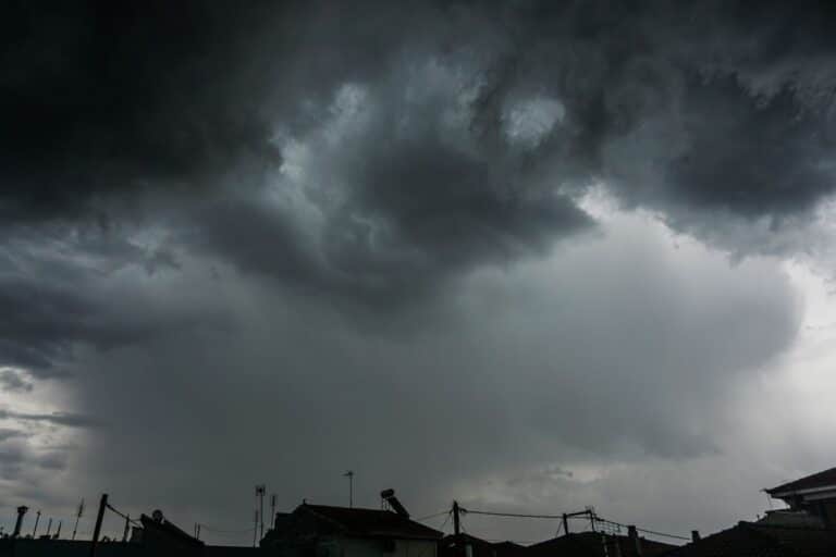 Καιρός: Έρχεται 48ωρη κακοκαιρία, «112» για Ιόνιο, Αχαΐα, Ηλεία, Μεσσηνία – Πότε θα «χτυπήσουν» οι καταιγίδες την Αττική