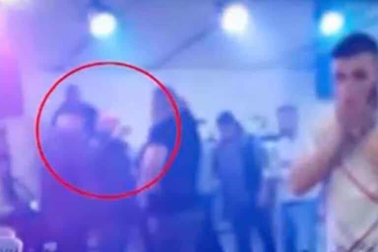 Άρης Μουγκοπέτρος: «Τον σκότωσα» λέει ο άνδρας που του έδωσε την κροτίδα (βίντεο)