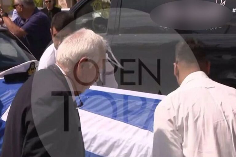 Λέσβος: Κηδεύεται ο 29χρονος λιμενικός – «Ήταν παράτολμος, κρεμάστηκε από αμάξι για να συλλάβει ένα ληστή»