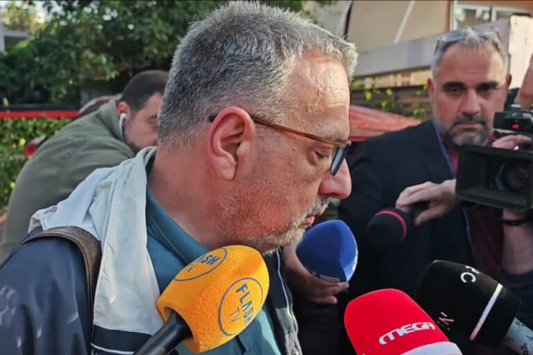 Μαρτυρία για την εκτέλεση στο Χαλάνδρι: «Ήταν σα μυδραλιοβόλο, τρομάξαμε, μετά είδαμε το πτώμα μέσα στα αίματα» (βίντεο)