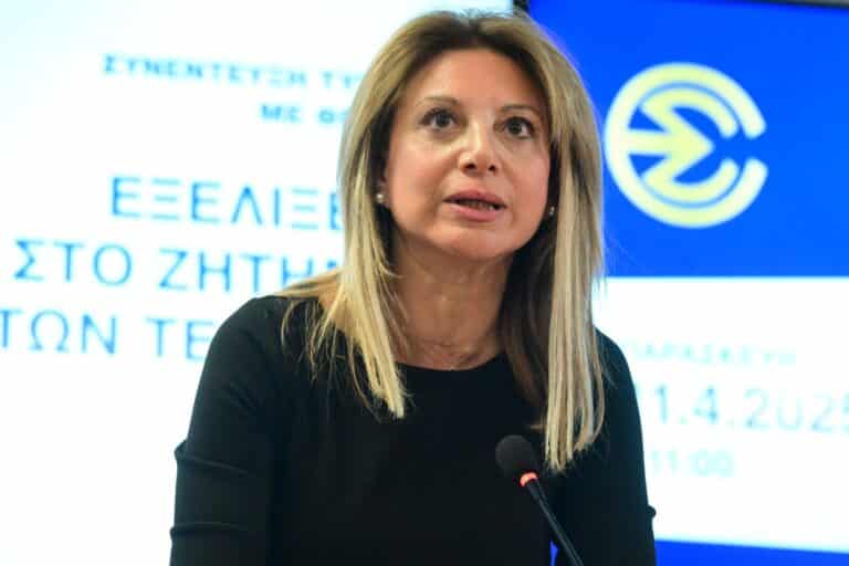 Καρυστιανού: «Μήνυση κατά των βουλευτών της ΝΔ που συμμετείχαν στην προανακριτική για τα Τέμπη»