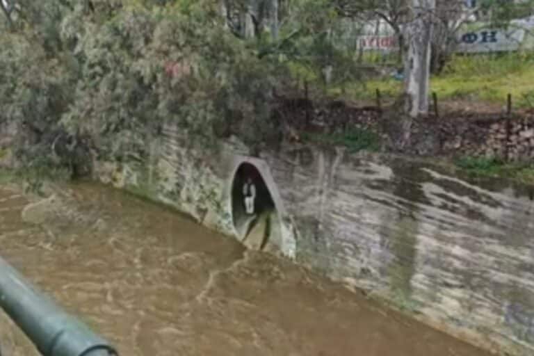 Συνεγερμός σε ΕΛ.ΑΣ. και Πυροσβεστική: Αποκλεισμένα άτομα στο ρέμα Προμπονά στα Πατήσια, λόγω κακοκαιρίας (βίντεο)