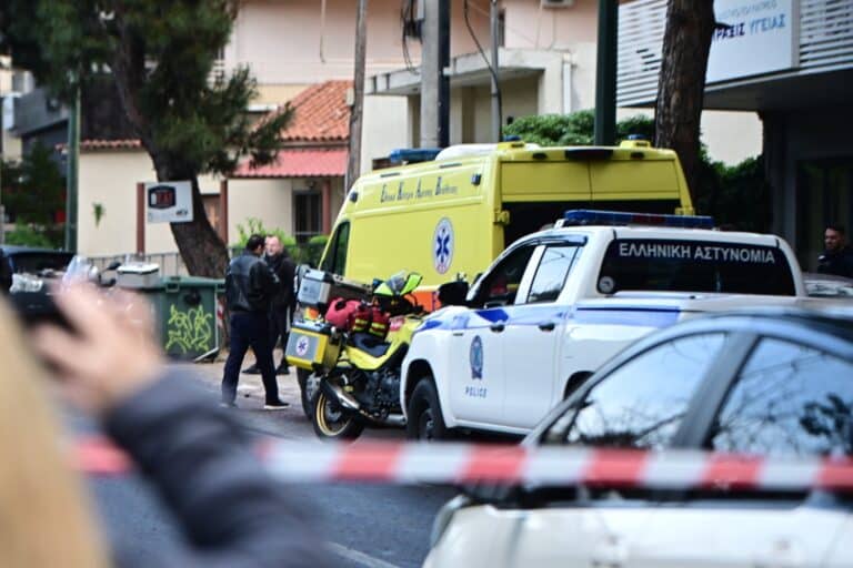 Δολοφονία Μοσχούρη στο Χαλάνδρι: Από τα ακριβότερα συμβόλαια θανάτου – Ψάχνουν DNA των δραστών στο αυτοκίνητο