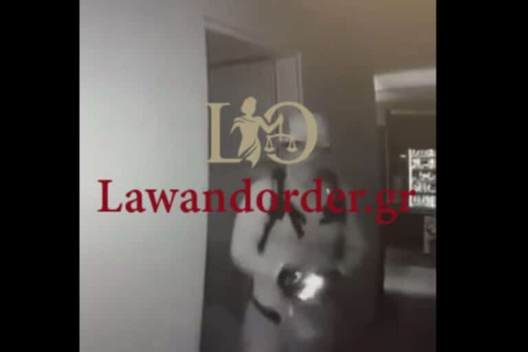 Μέλος της σπείρας που έκλεψε laptop από το υπουργείο Εργασίας ο διαρρήκτης κτηματομεσιτικής εταιρείας στη Γλυφάδα (βίντεο)