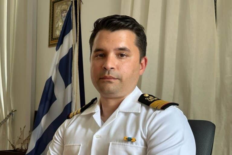 Ανέλαβε καθήκοντα κεντρικού λιμενάρχη Καλαμάτας ο Δημήτρης Νέζης