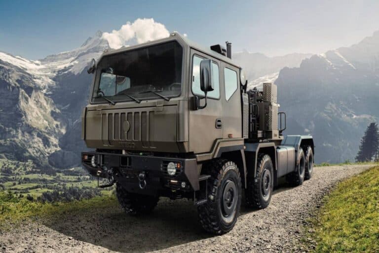 Ένοπλες Δυνάμεις: Η Ελλάδα θα κατασκευάζει στρατιωτικά φορτηγά – Πού θα φτιάχνονται τα «θηρία» του στρατού