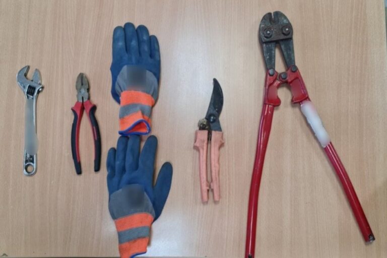 Απετράπησαν κλοπές χαλκοσωλήνων και καλωδίων – Συνελήφθησαν τέσσερα άτομα από Ομάδες ΔΙΑΣ σε Μοσχάτο και Μάνδρα