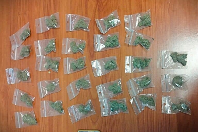 Συνελήφθη 15χρονος με ναρκωτικά στην Ομόνοια