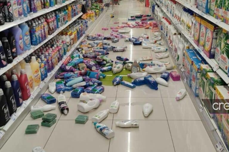 Σεισμός 6,1 Ρίχτερ στην Κρήτη: Έλεγχοι σε σχολεία και δημόσια κτήρια – Έπεσαν προϊόντα σε σούπερ μάρκετ (βίντεο)