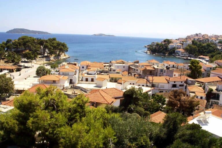 Σκιάθος: Σκάφος τραυμάτισε 54χρονη Ιταλίδα τουρίστρια – Συνελήφθη ο χειριστής