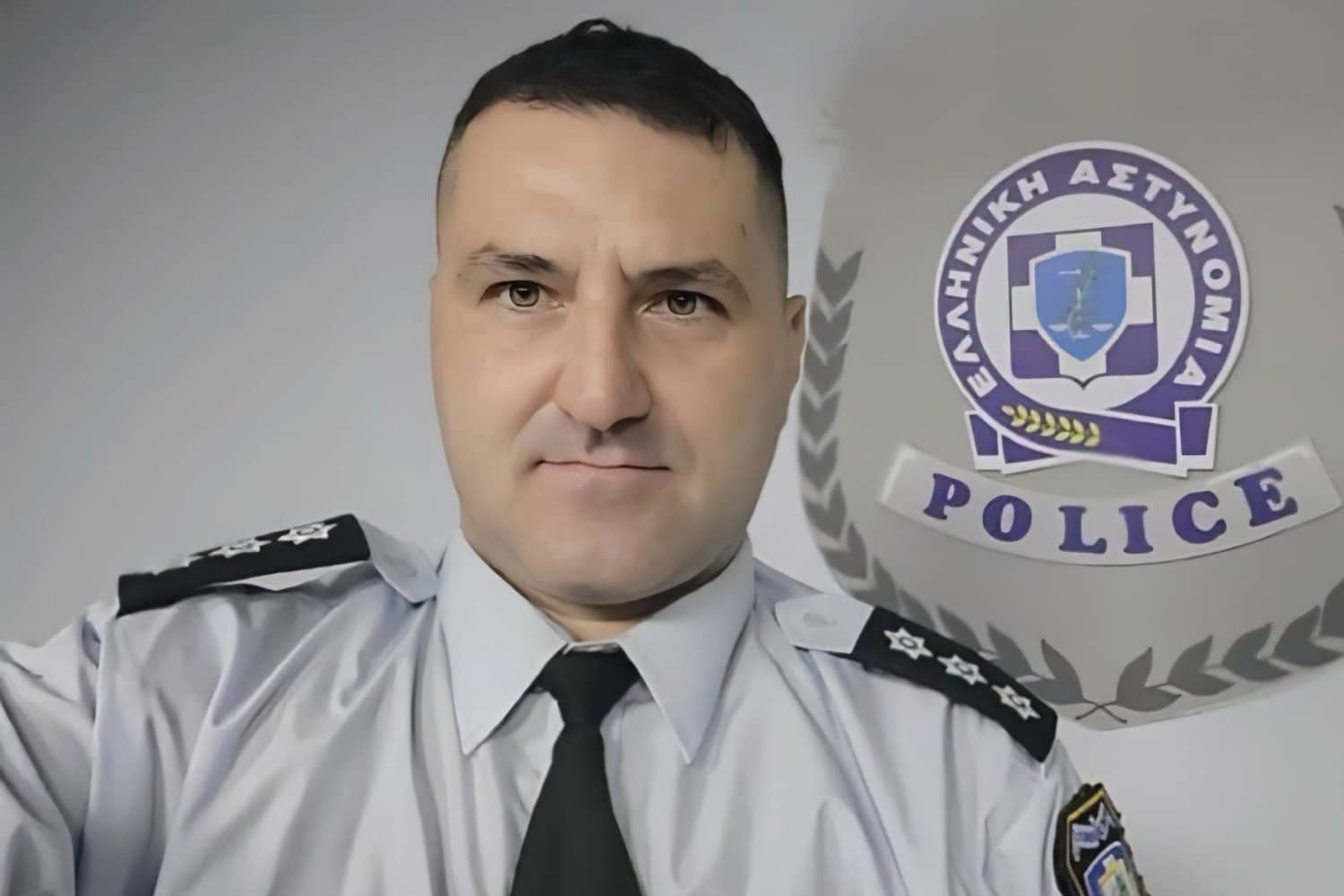 ο θεόφιλος παπαδάκης