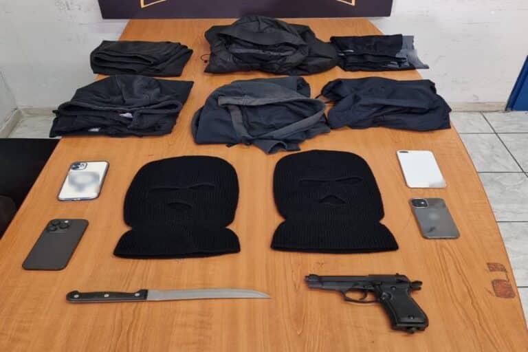 Βύρωνας: Συνελήφθησαν τρεις ανήλικοι για ληστείες σε καταστήματα ψιλικών – Εξιχνιάστηκαν πέντε περιπτώσεις