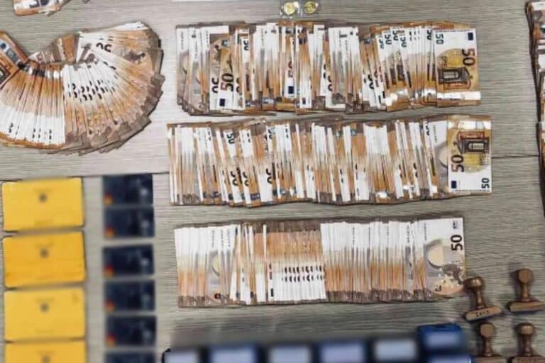 Εξαρθρώθηκε κύκλωμα απάτης με ψεύτικες μισθώσεις – Ζημιά άνω των 5,7 εκατ. ευρώ σε Δημόσιο και Ευρωπαϊκή Ένωση