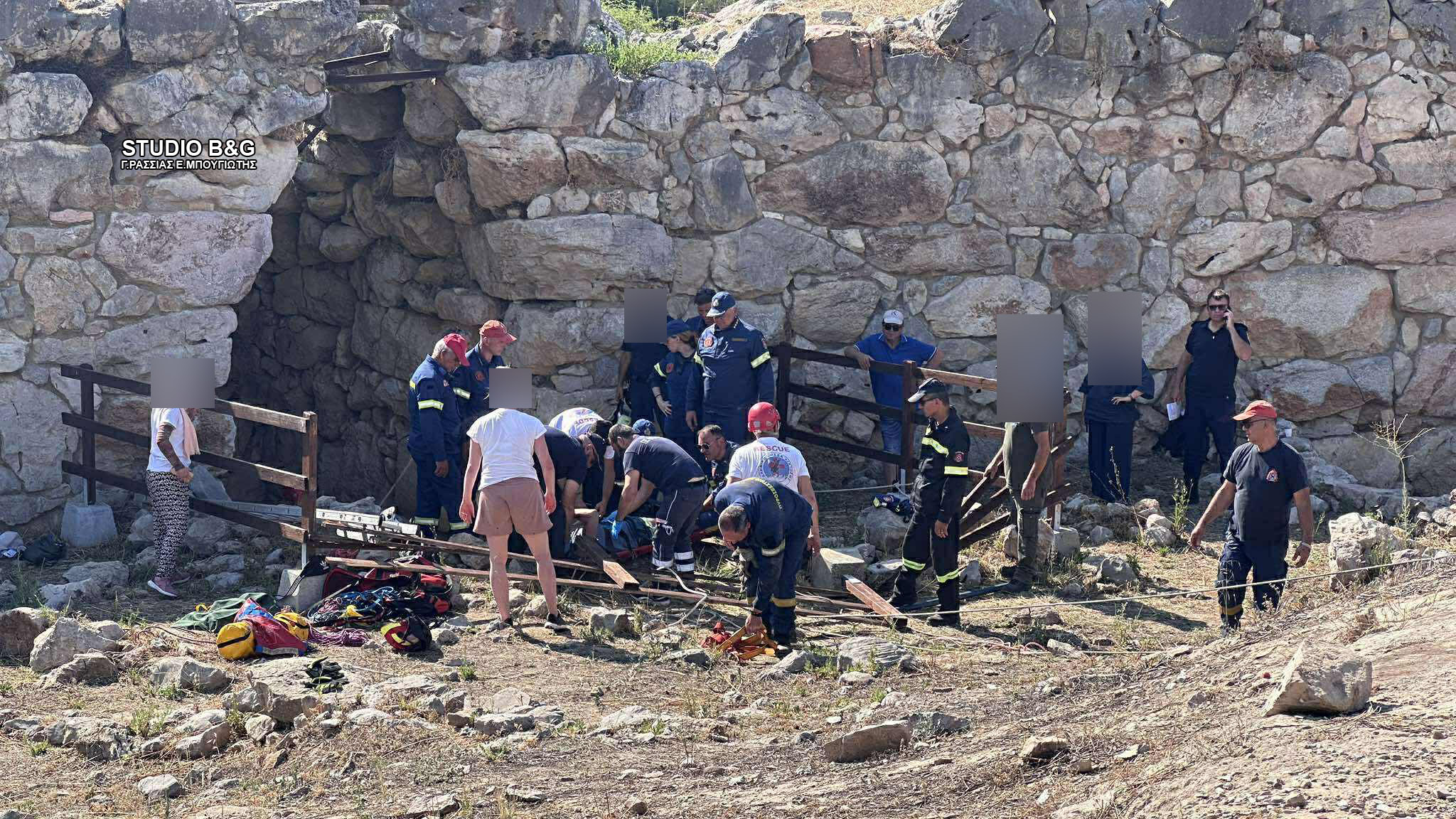 argolida arxaiologikos xvros toyristas phgadi 25 06 2025 4