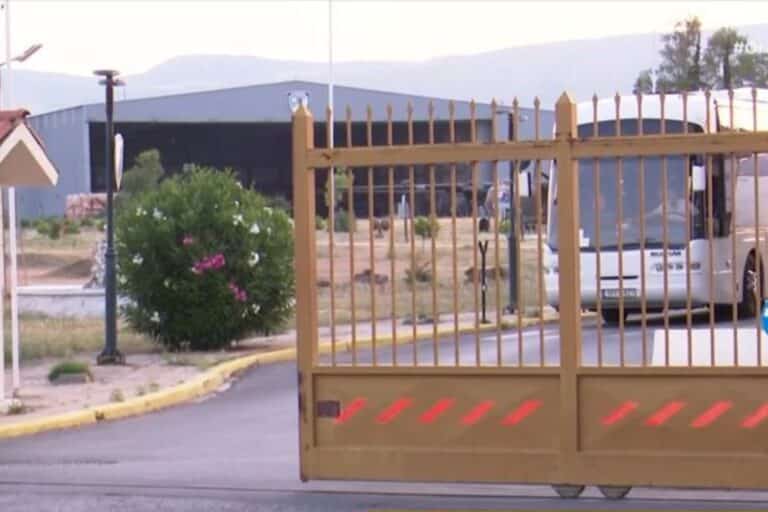 Επαναπατρίστηκαν Έλληνες πολίτες από το Ισραήλ – Τρία αεροσκάφη στην 112 ΠΜ στην Ελευσίνα (βίντεο)