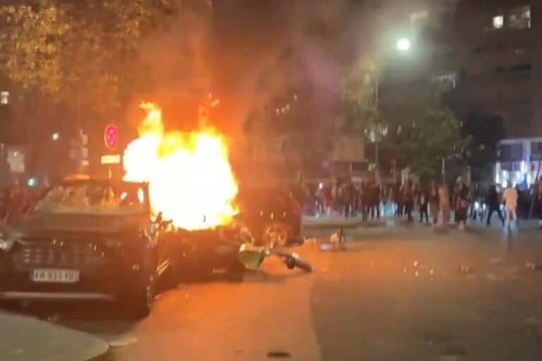 Γαλλία: Νεκρός 17χρονος που πανηγύριζε το Champions League της Παρί Σεν Ζερμέν – Τον μαχαίρωσαν στο στήθος