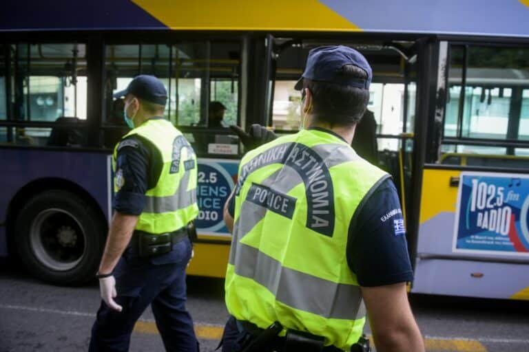 Τρόμος στα ΜΜΜ: Ληστείες, κλοπές και τραμπουκισμοι με τσεκούρια – Το σχέδιο «Αριάδνη» και οι έλεγχοι της ΕΛ.ΑΣ