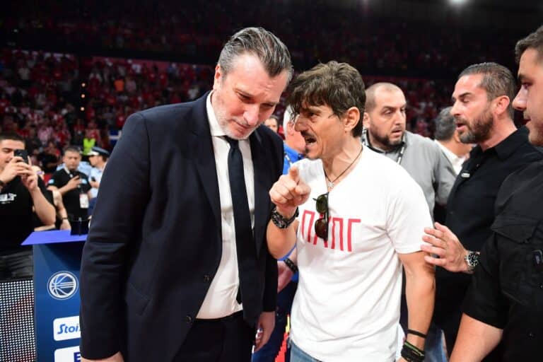 Συνεχίζονται οι έρευνες για το επεισοδιακό Ολυμπιακός-Παναθηναϊκός στο ΣΕΦ – Λαμβάνουν καταθέσεις στην ΕΛ.ΑΣ.