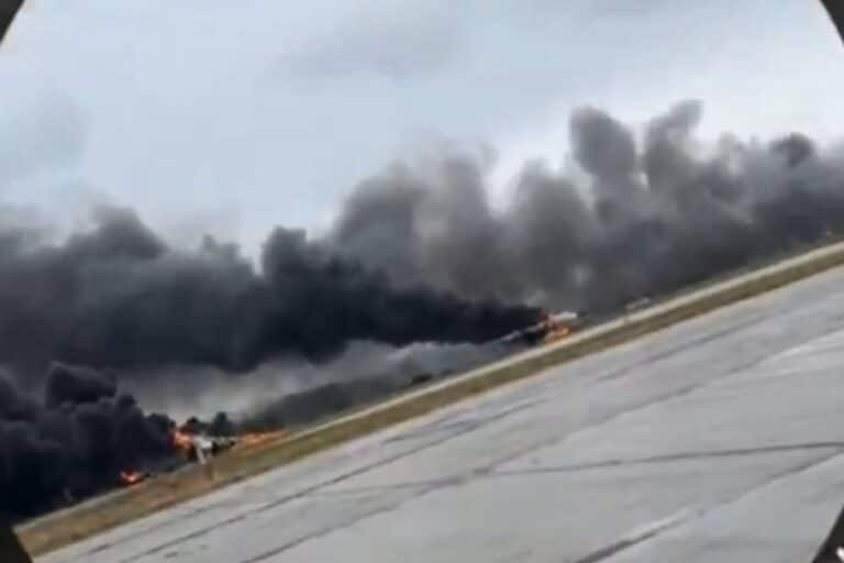 Η Ουκρανία έκανε σαμποτάζ σε ρωσικές βάσεις – Κατέστρεψαν με drone πάνω από 40 μαχητικά (βίντεο)