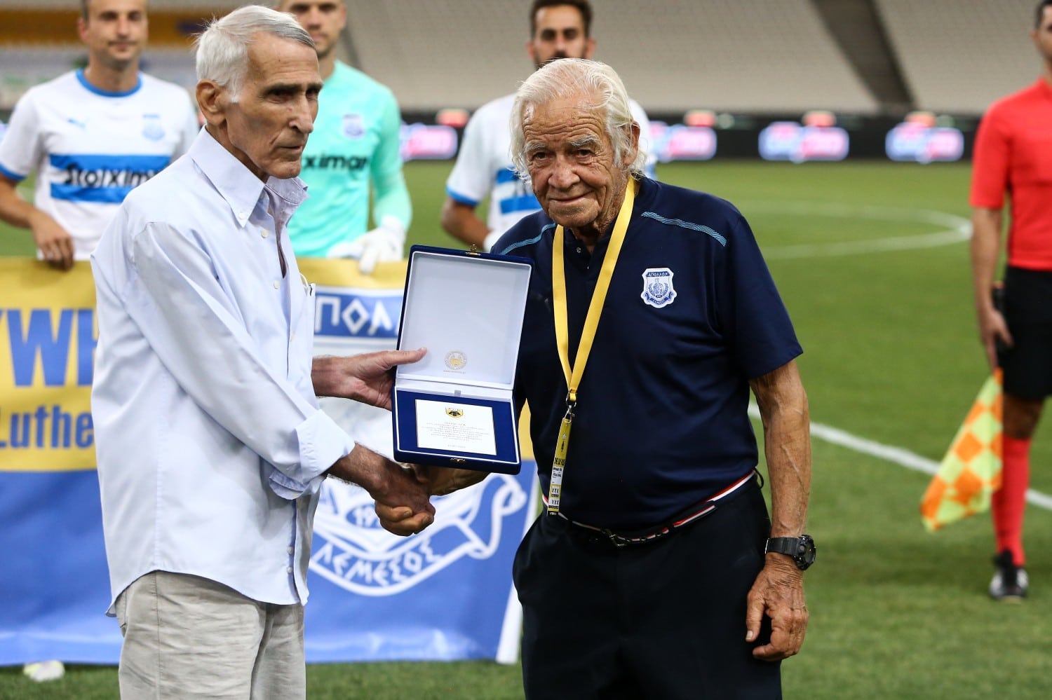 panikos kristallis 9 5 2025