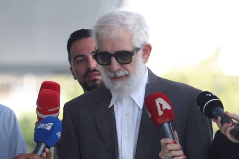 Συνεχίζονται οι έρευνες για τη φωτιά στο σπίτι του Πέτρου Φιλιππίδη – Τα σενάρια που εξετάζουν οι Αρχές