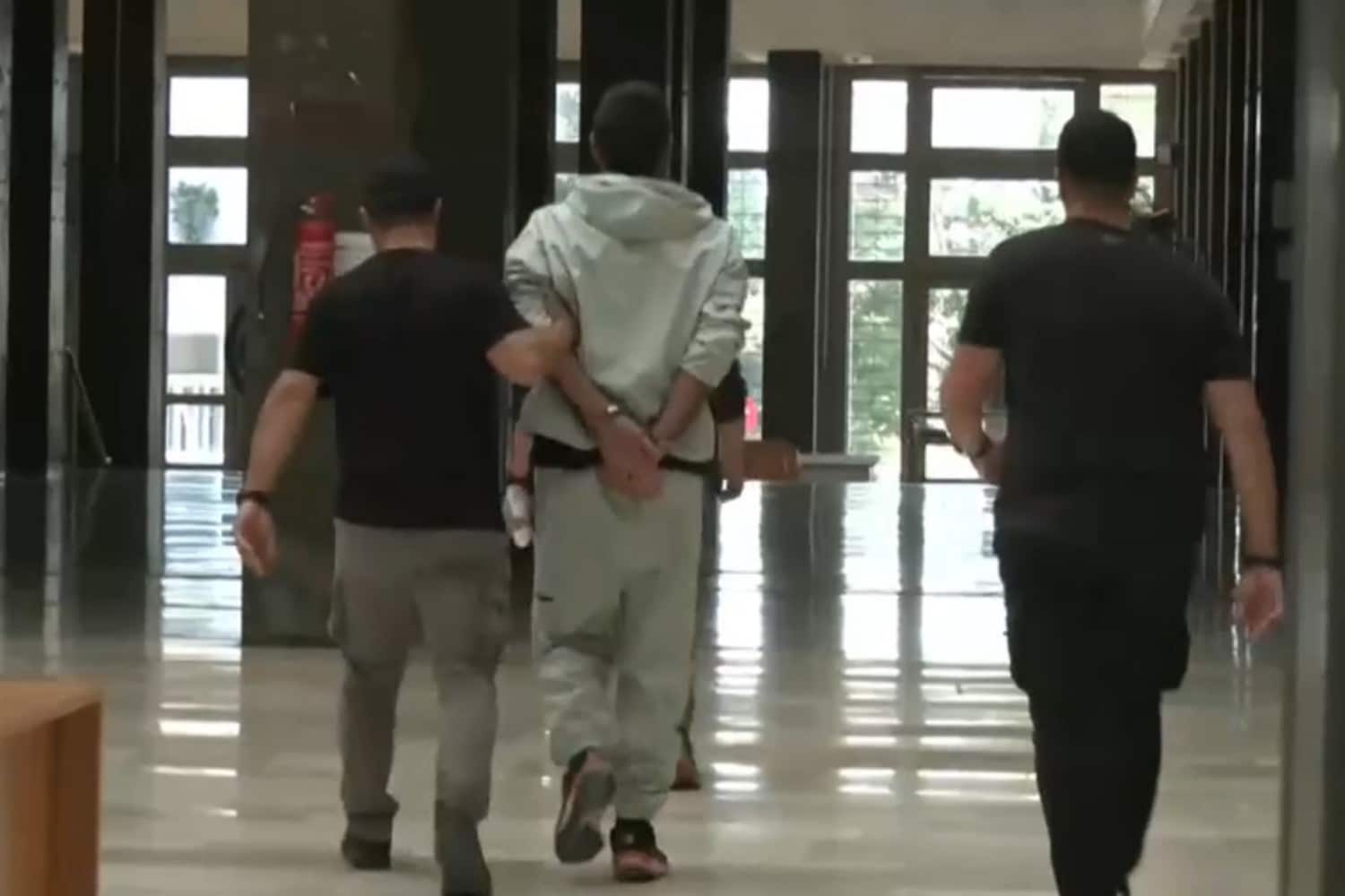 tourkos eyp mafiozos 1 6 25