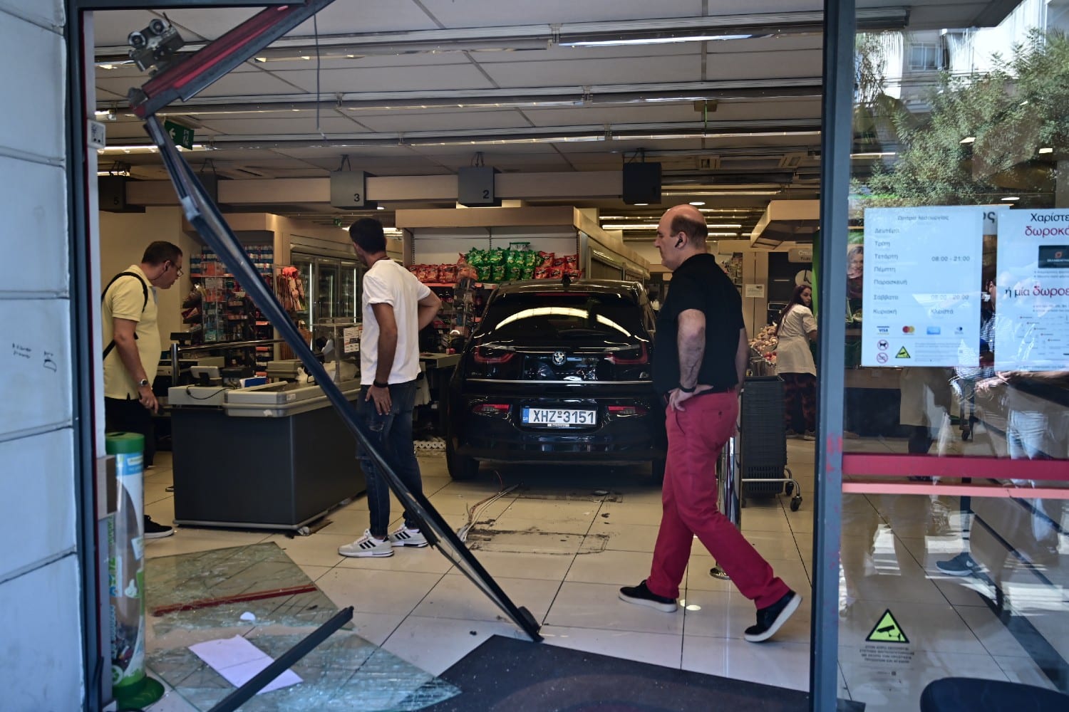 autokinito nikaia 24 7 2025 2