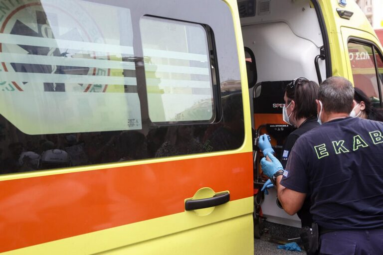 Ηράκλειο: 11χρονο παιδί ανασύρθηκε χωρίς τις αισθήσεις του από τη θάλασσα