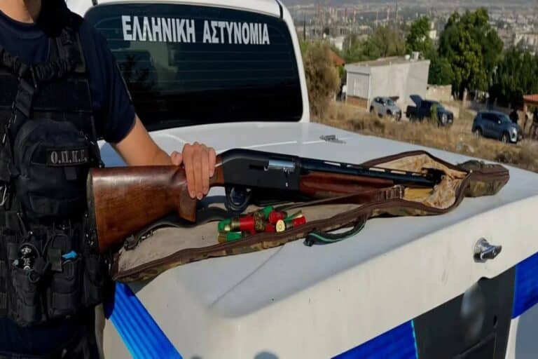 «Ντου» της ΕΛ.ΑΣ σε οικισμό Ρομά στον Ασπρόπυργο: Συνελήφθησαν 11 άτομα – Κατασχέθηκε καραμπίνα (βίντεο)