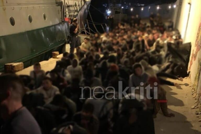 Κρήτη: Έχουν αποβιβαστεί πάνω από 1.200 παράνομοι μετανάστες το τελευταίο 48ωρο – Ένταση στην Αγία Γαλήνη με κατοίκους της περιοχής (βίντεο)