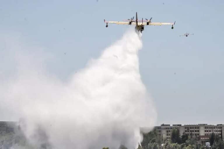 Φωτιά τώρα στον Γερολιμένα Λακωνίας – Σηκώθηκαν δύο αεροσκάφη