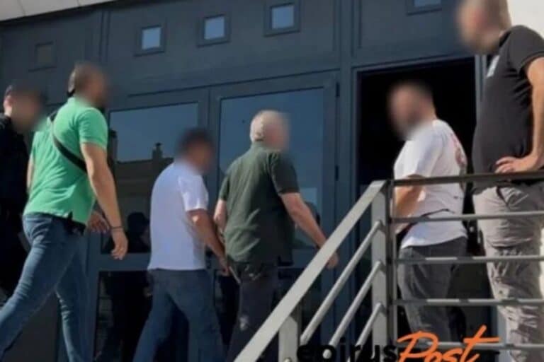 Τελωνείο Μαυρομματίου: Στον ανακριτή σήμερα οι πρώτοι οκτώ κατηγορούμενοι – Έπαιρναν χρήματα για να κάνουν τα… στραβά μάτια