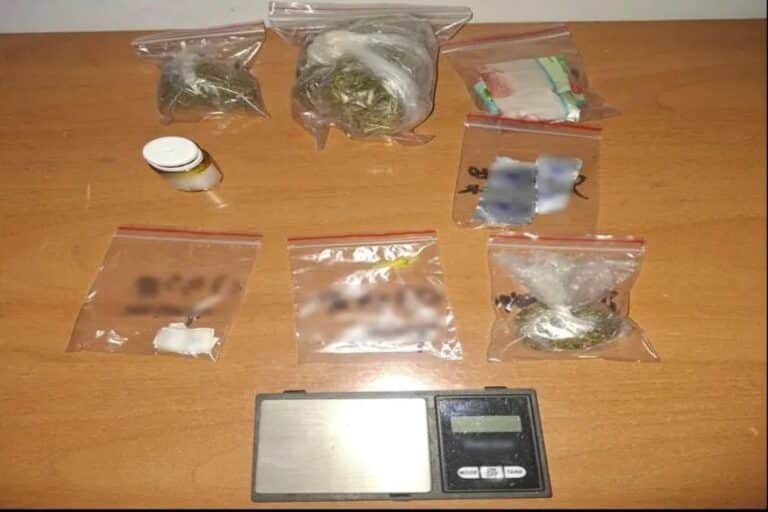 Τρίκαλα: Συνελήφθη Έλληνας για ναρκωτικά