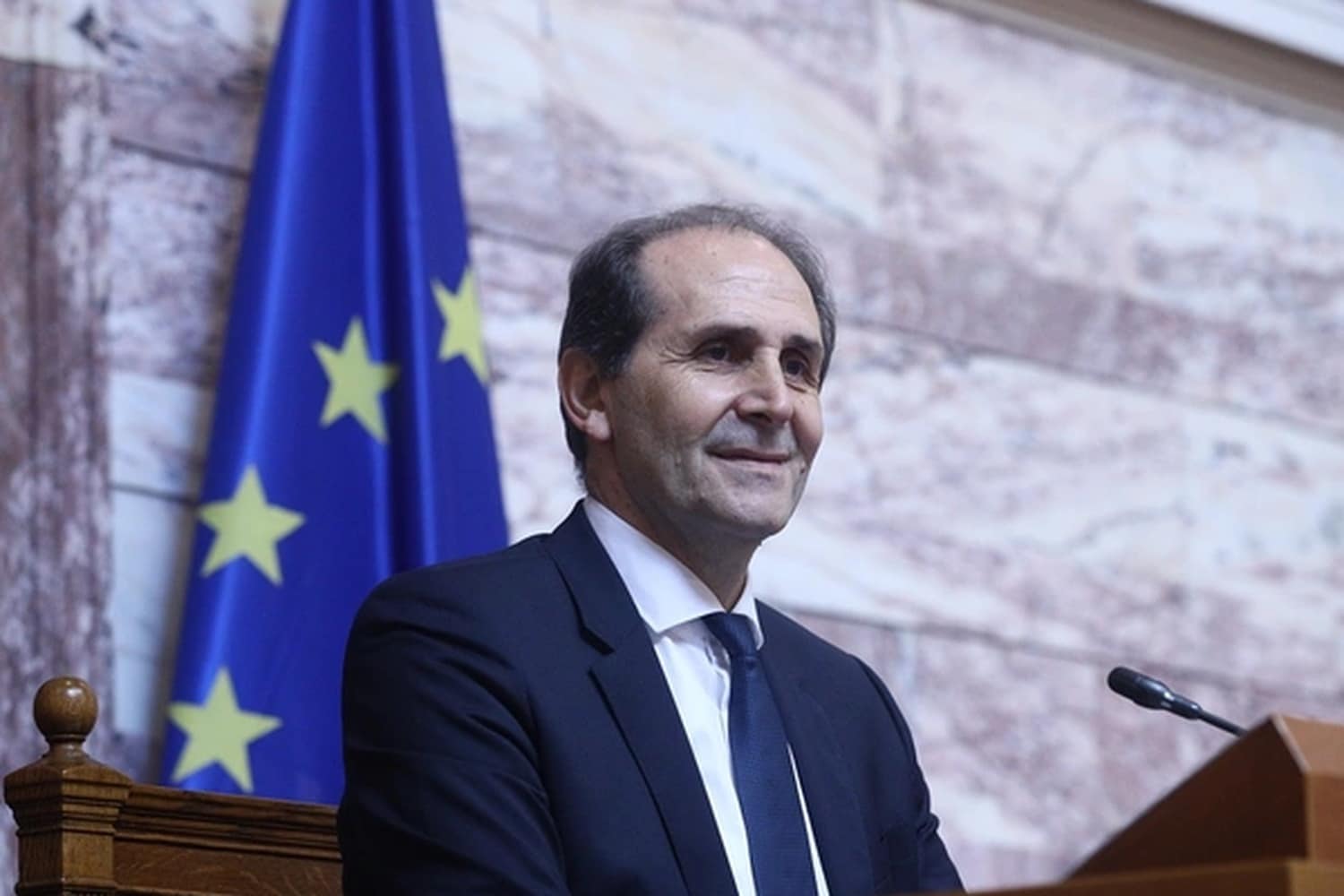 anakopi kardias ypesti o apostolos vesyropoulos 21 8 25